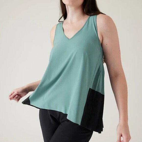 Athleta Swing Forward Pleated Tank size L Deep Ocean Teal - Picture 4 of 5